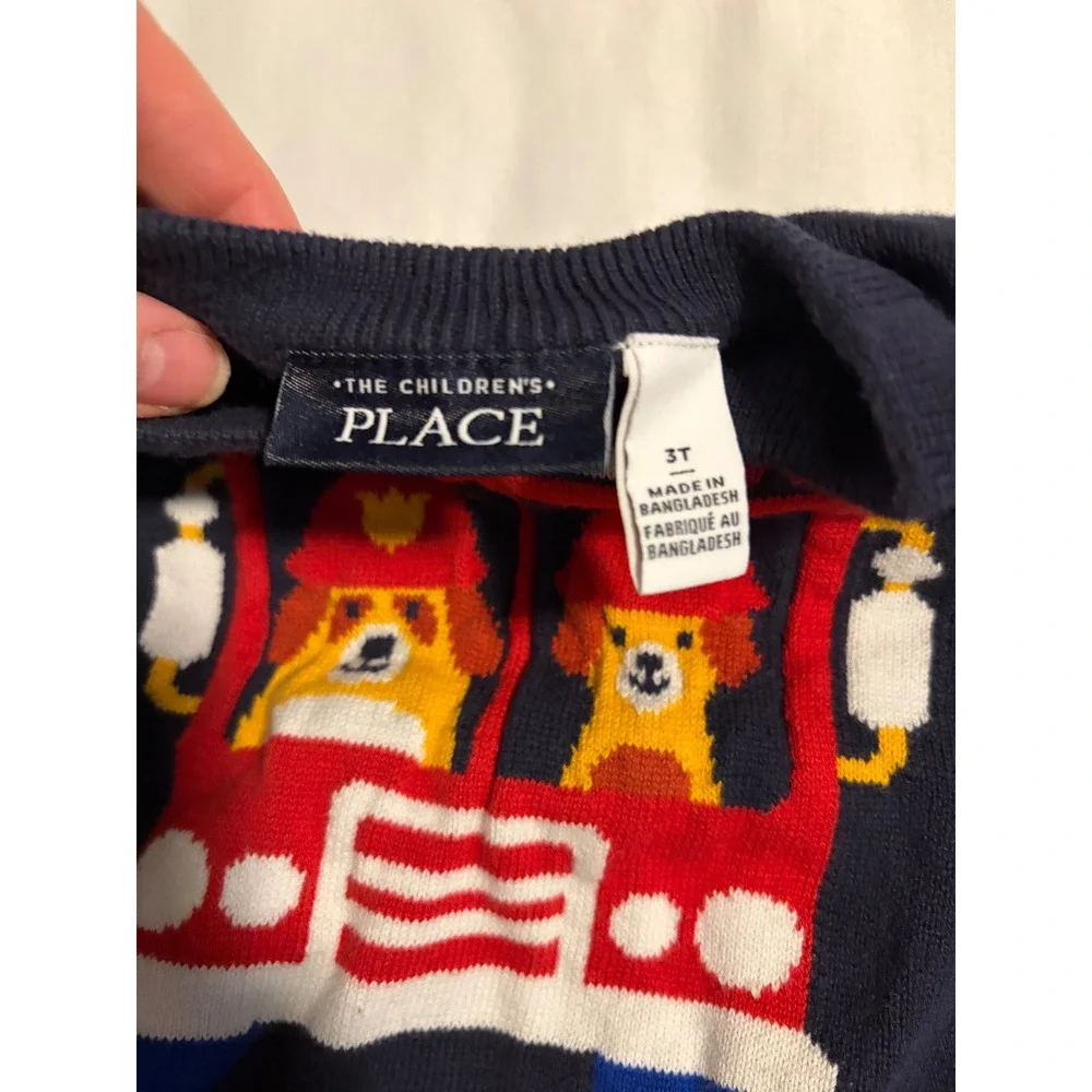 The Childrens Place‎ Boys Navy Blue Fire Truck Dog Striped Sleeve Sweater 3T